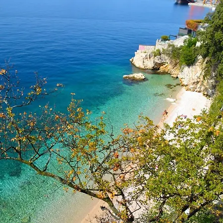 Antonija With Seaview * Fiume